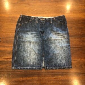 J. Crew Jean Skirt, size 8, Above the Knee tailored , vintage stitching